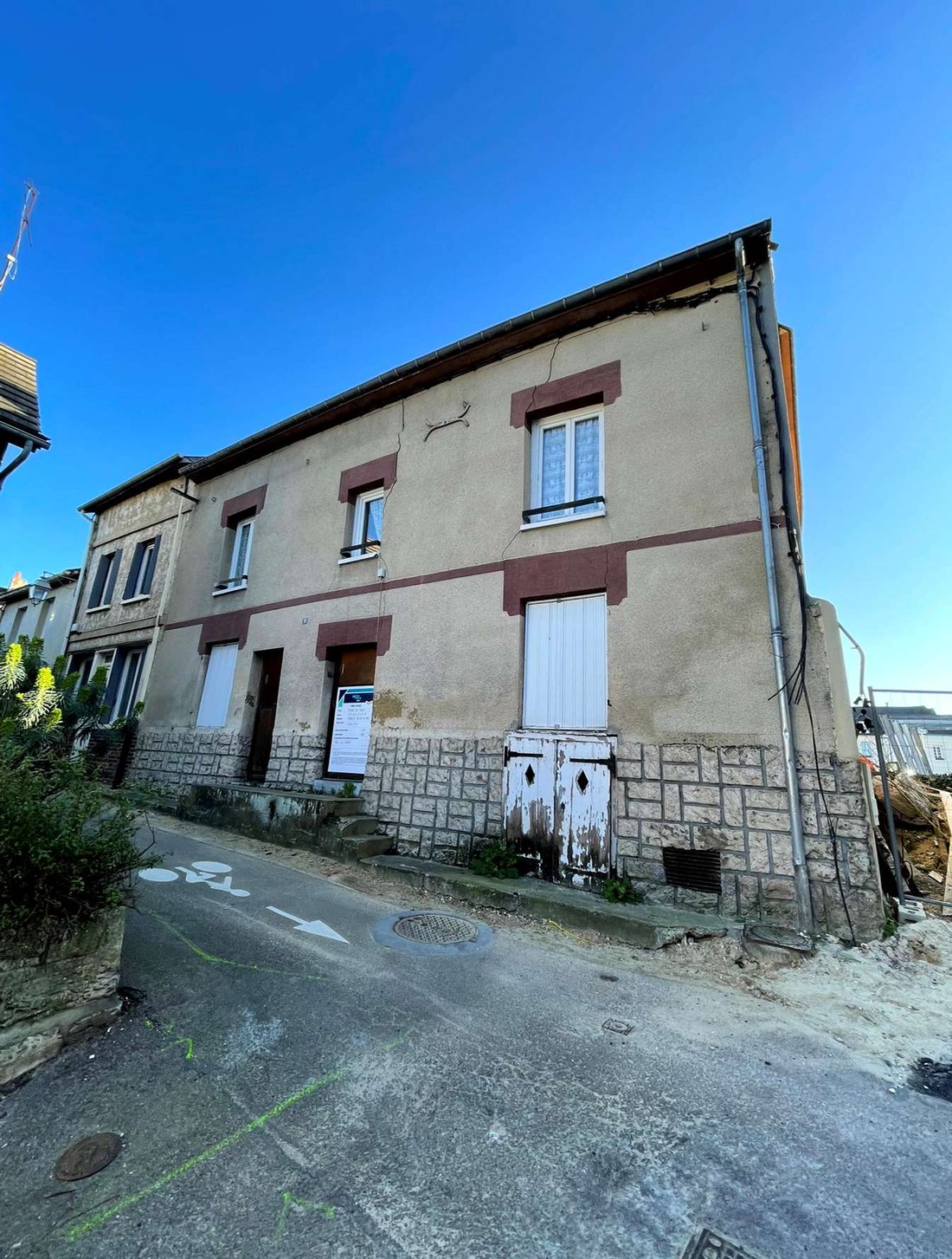 Démolition d'une maison, Pont-de-l'Arche